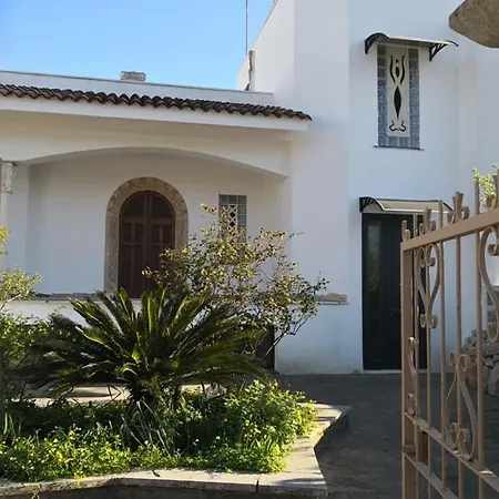 Gasthuis Casa Vacanza D'arte Salentina Specchia